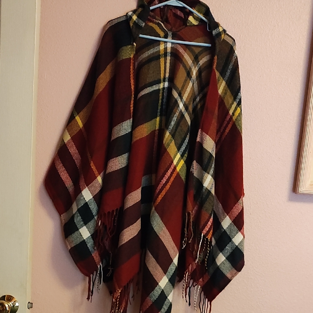 Plaid Shawl with Fringe